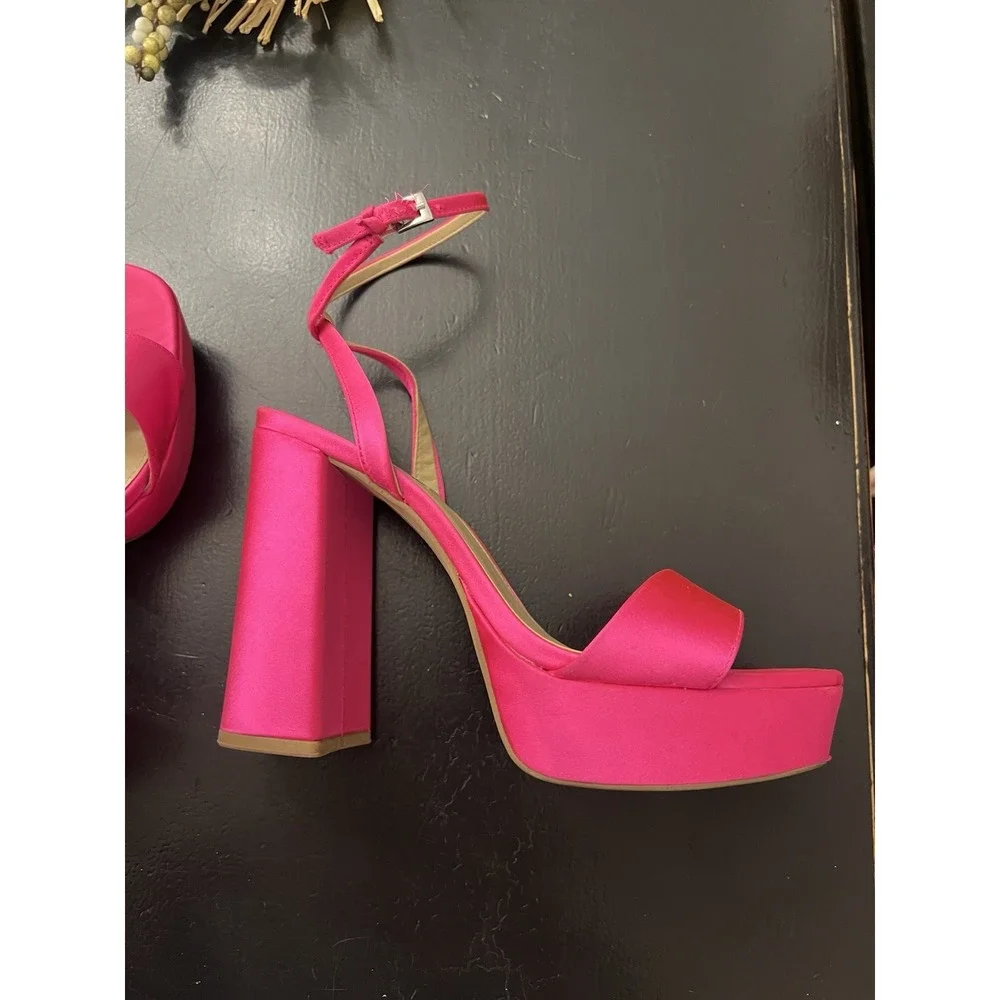 Steve Madden Lessa Satin Hot Pink Fabric Platform Ankle Strap Block Heel Sz 8.5M
